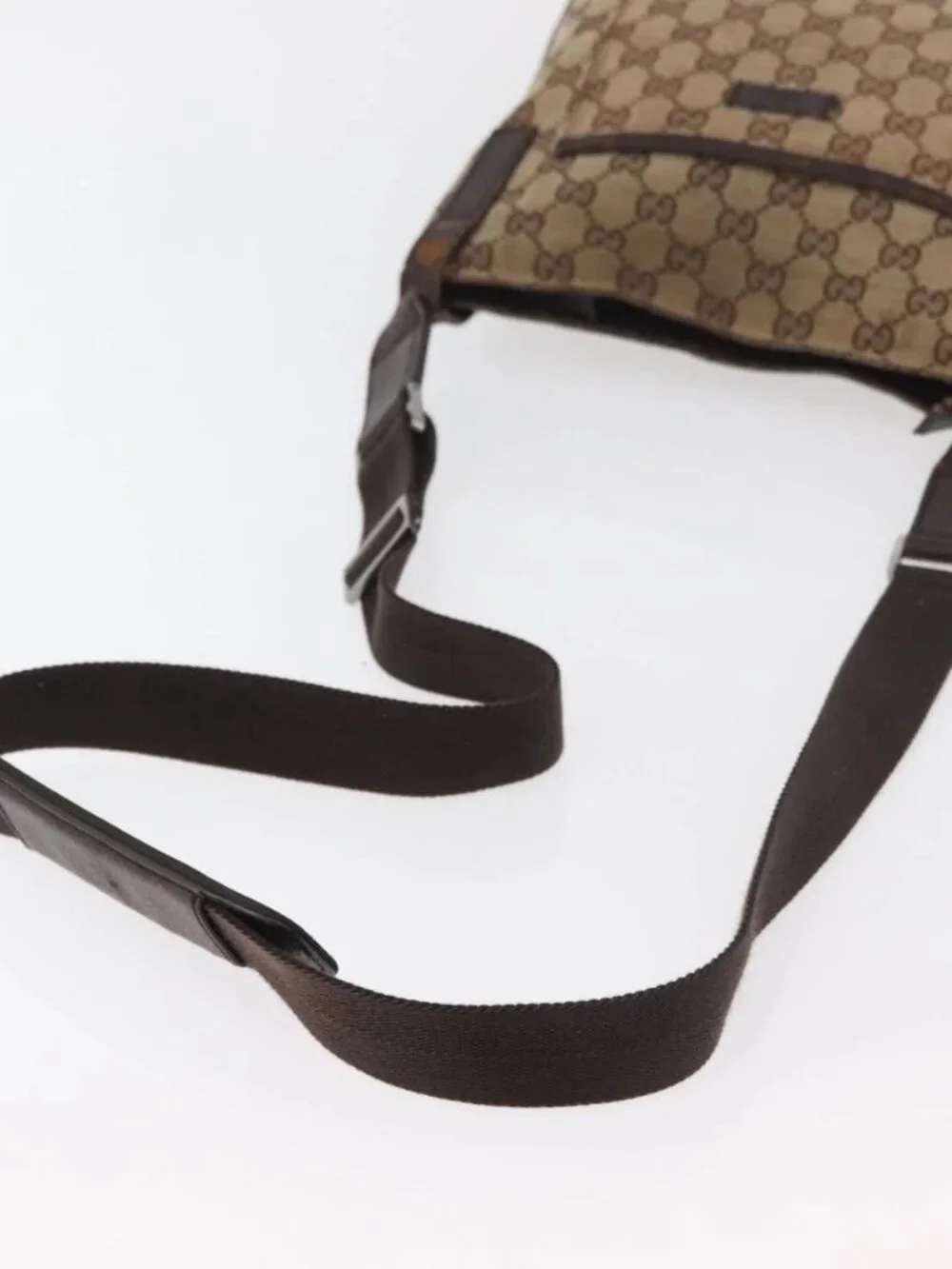 GUCCI GG Canvas Shoulder Bag Beige Silver 122793 Auth